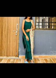 Green Kurta Set & Dupatta