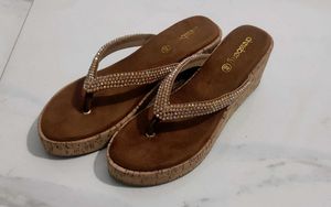 DRESSBERRY STONE WORK WEDGES
