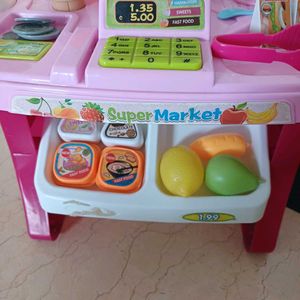 Battery Operated SuperMarket toy (31 pieces)