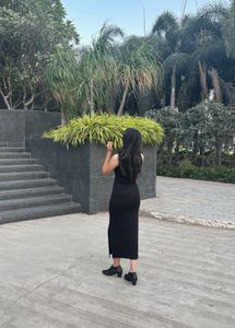 Elegant Black Maxi Dress
