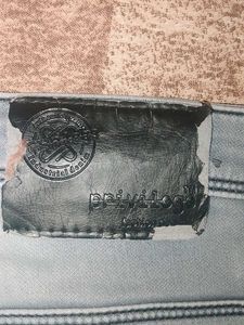 Light Wash Slim Fit Jeans