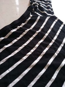 BOAT NECK TOP