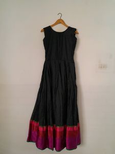 Black Pleated Dress (Women&#39;s)