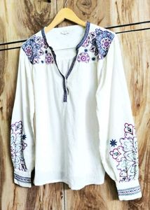 Offwhite Embroidery Design Top Size-42