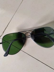 Ray-Ban Aviator Sunglasses