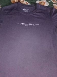 White Rose Urban Clothing Tee - Size M
