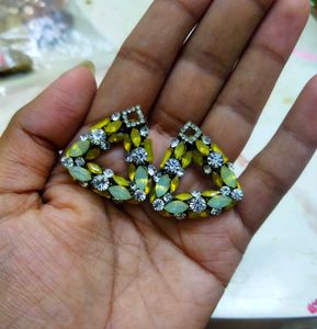 Sparkling Triangle Earrings