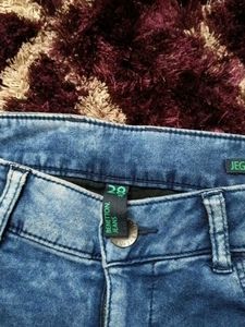 UCB BRAND WOMEN&#39;S JEGGINGS