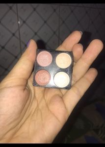 Highlighter &amp; eyeshadow