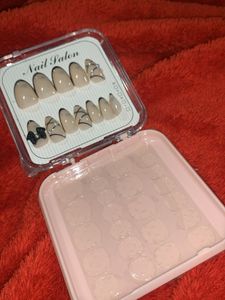 Nude Press-On Nail Set - Almond