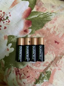 Rock Light Battery Charger RL-C4 And 4 Batter