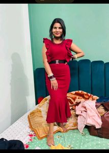 Chic Maroon Ruffle Midi Dress