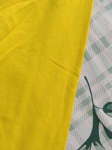 Smiley Face Yellow Sweatshirt🌞🌞🌞😀