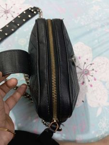 GUESS Crossbody Bag