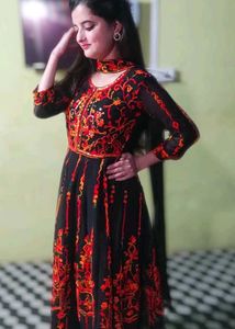 Women Georgette Kurta Dupatta Set