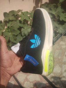 Adidas Shoes 👟 6 UK