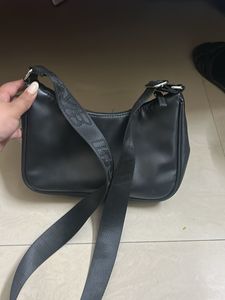 h&amp;m sling bag with thick strap
