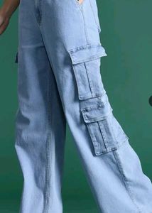Light Wash blue Cargo Jeans for women