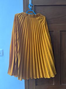 Mustard yellow Skirt