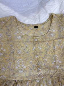 Floral Short Kurti/top