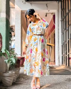 Floral Print Midi Dress with Belt