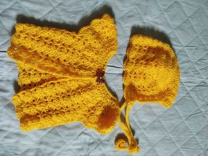 Cute Baby 0- 6 Months Cardigan And Cap