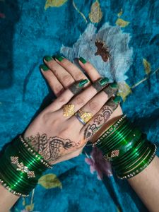 Women&#39;s New Design Bangles