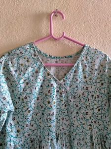 Floral Printed Top for Girls / Women