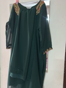 Women Green Kurta Set