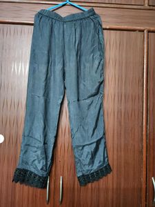 Pant With Lace