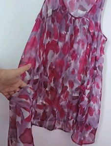 Floral Print Sleeveless Top