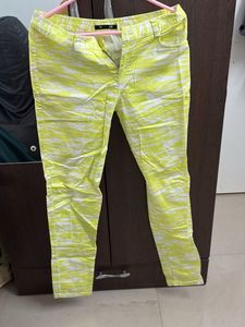 Stylish Patterned Jeans