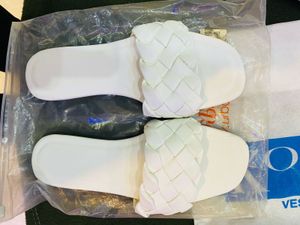 New White Flat