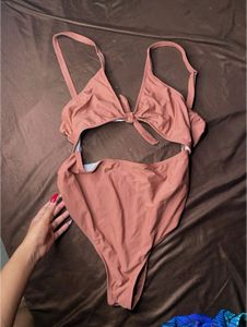 sexy beachy bodysuit 🤎