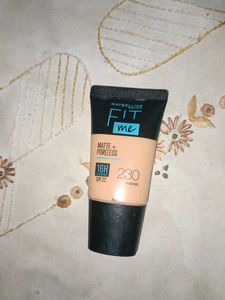 Maybelline Fit Me Foundation - Shade 230