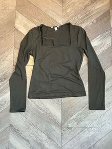 Square Neck Long Sleeve Top