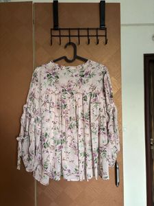 Floral Print Tie Neck Top