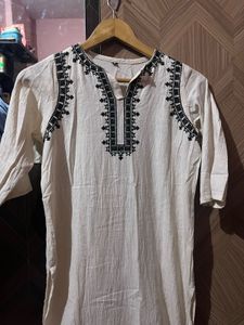 Elegant Embroidered Kurta