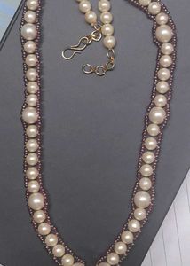 Short Pearl Chain