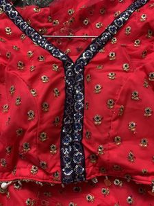 Beautiful Fish Cut Skirt With Full Sleeves Blouse