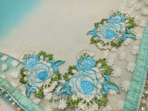 Turquoise &amp; Off-white Shaded Saree