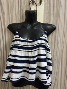 ⭕️B3G1⭕️ + 30 % Off On Combo Striped Layered Top