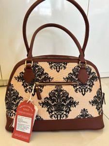 Zouk Brand new Patterned Handbag