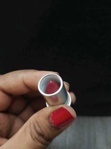 MAC Lipstick- D For danger