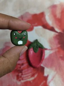 Strawberry Stone &amp; Frog Pebble 🍓 🐸