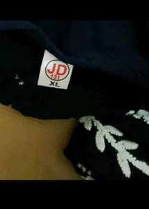 Elegant Embroidered Kurta Set