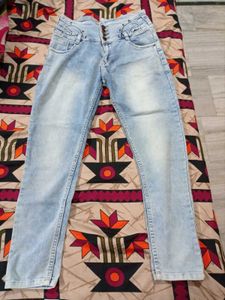 Stylish Light Wash Denim Jeans