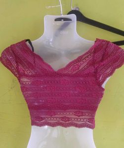 💥CLEARING SELL 💥-3 TOPS