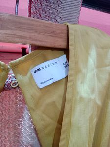 Deep Cut Long Sleeves