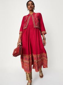 Women Printed Kurta with Jacket